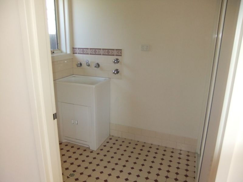 2/24 Angas Street, Alberton SA 5014