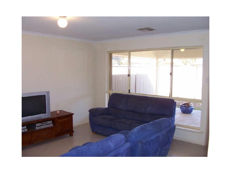 11 SUFFOLK STREET, Angle Park SA 5010