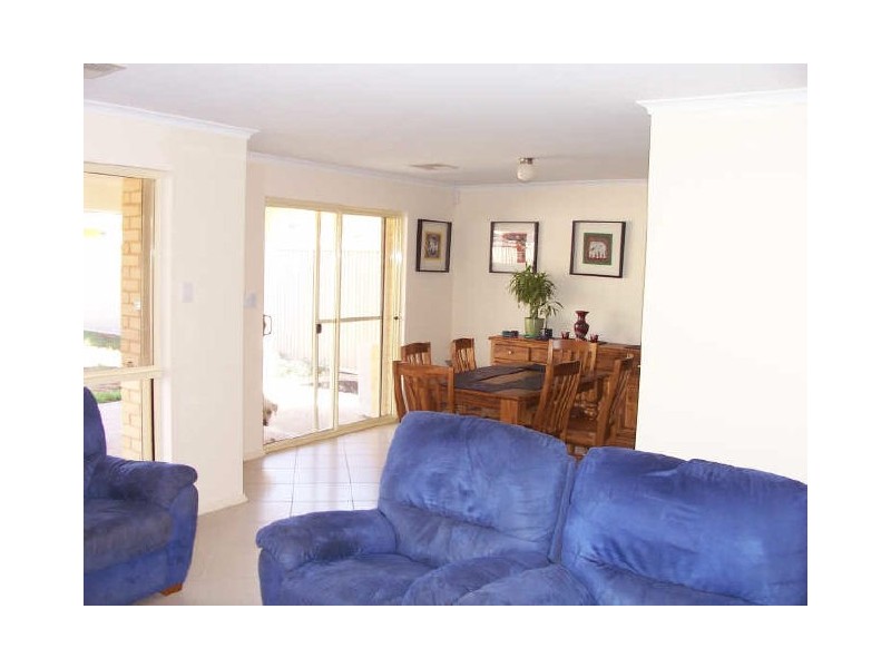 11 SUFFOLK STREET, Angle Park SA 5010