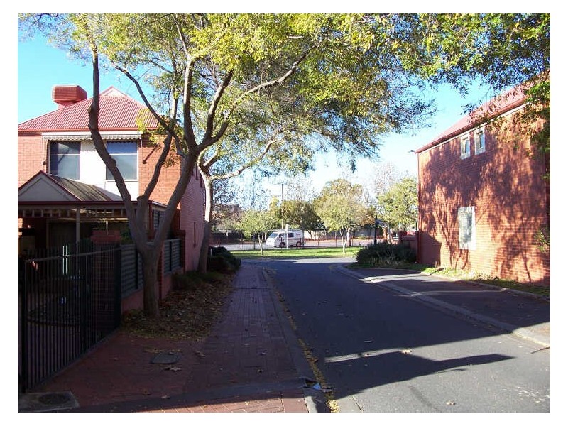 1/57 Francis Ridley Circuit, Brompton SA 5007