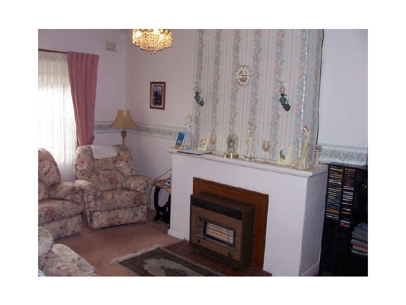 25 Trimmer Parade, Findon SA 5023