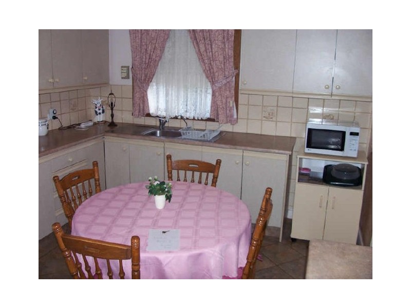 25 Trimmer Parade, Findon SA 5023