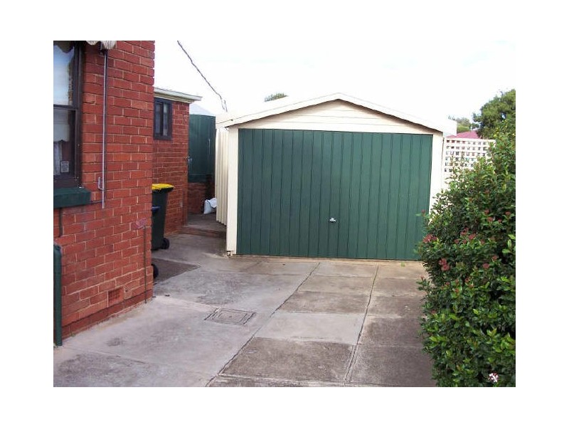 25 Trimmer Parade, Findon SA 5023