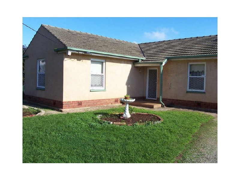 8 Drummond Avenue, Findon SA 5023