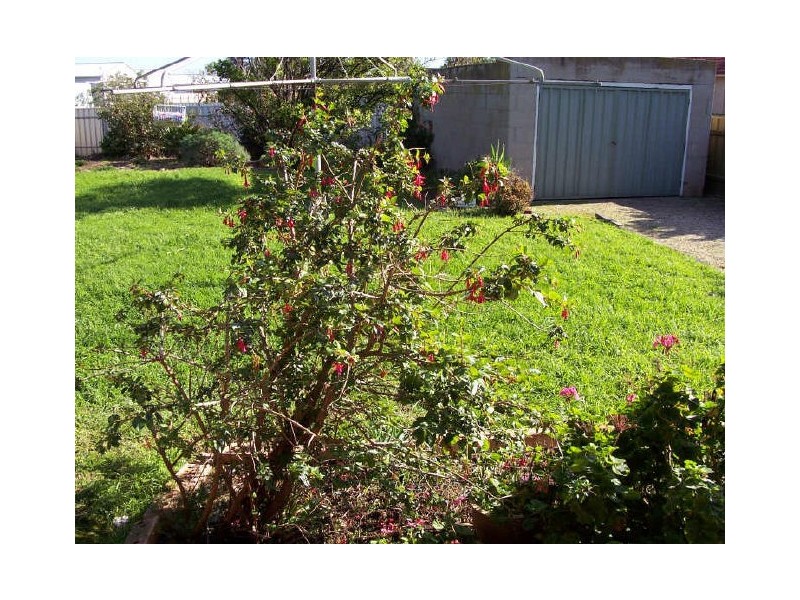 8 Drummond Avenue, Findon SA 5023