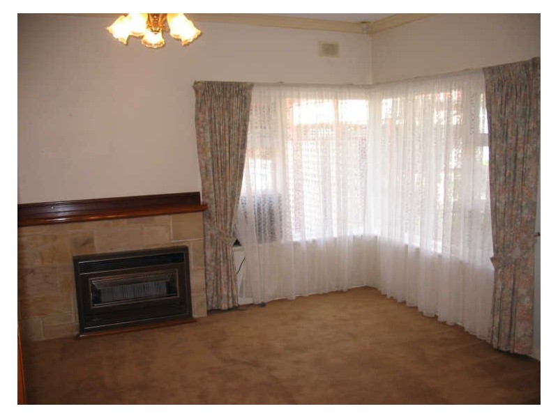 2 Debney Street, Fulham Gardens SA 5024