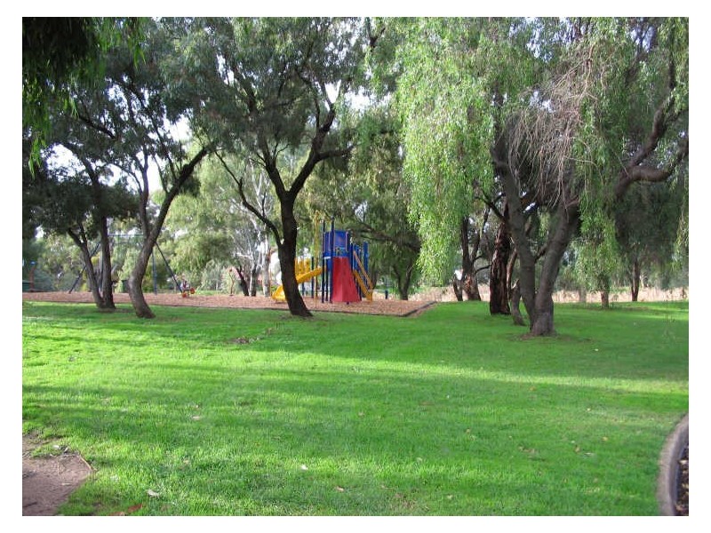 2 Debney Street, Fulham Gardens SA 5024