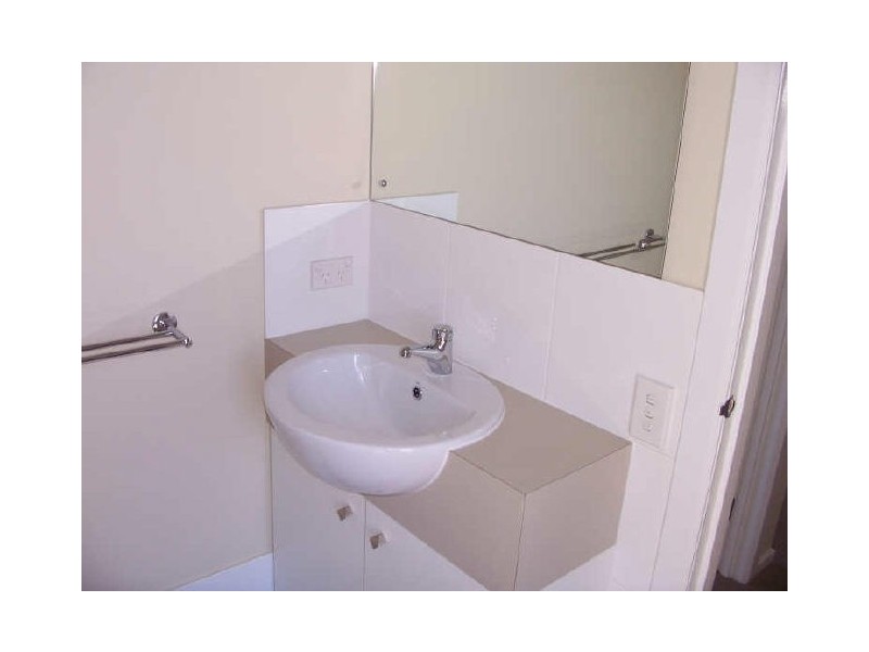 16 NORTH PARADE, Royal Park SA 5014