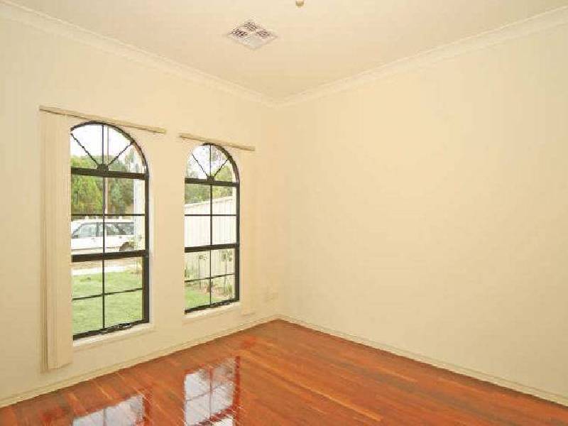 6 McQuillan Avenue, Renown Park SA 5008