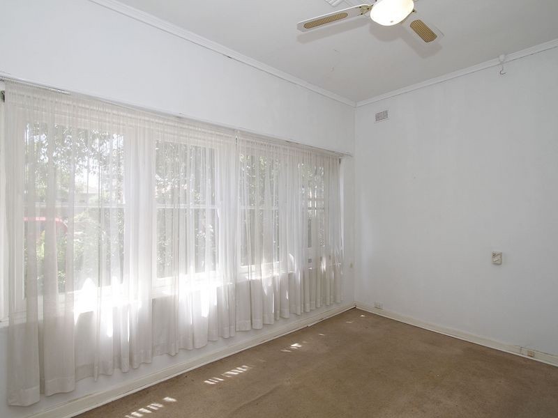 8 St Johns Avenue, Renown Park SA 5008