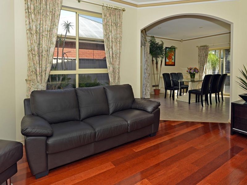 17 Francis Ridley Circuit, Brompton SA 5007