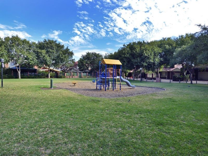 17 Francis Ridley Circuit, Brompton SA 5007