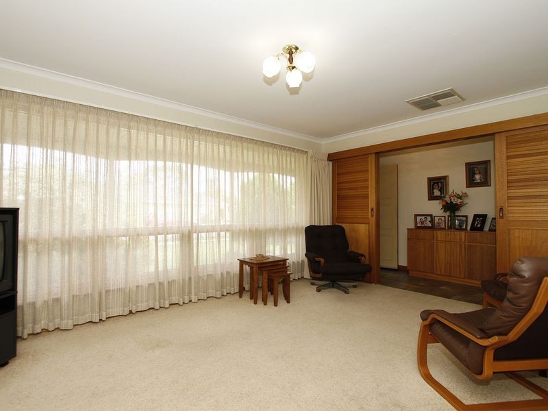 7 Tracey Avenue, Flinders Park SA 5025