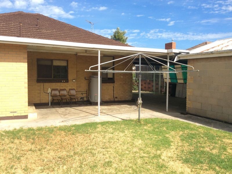 106 Humphries Terrace, Woodville Gardens SA 5012