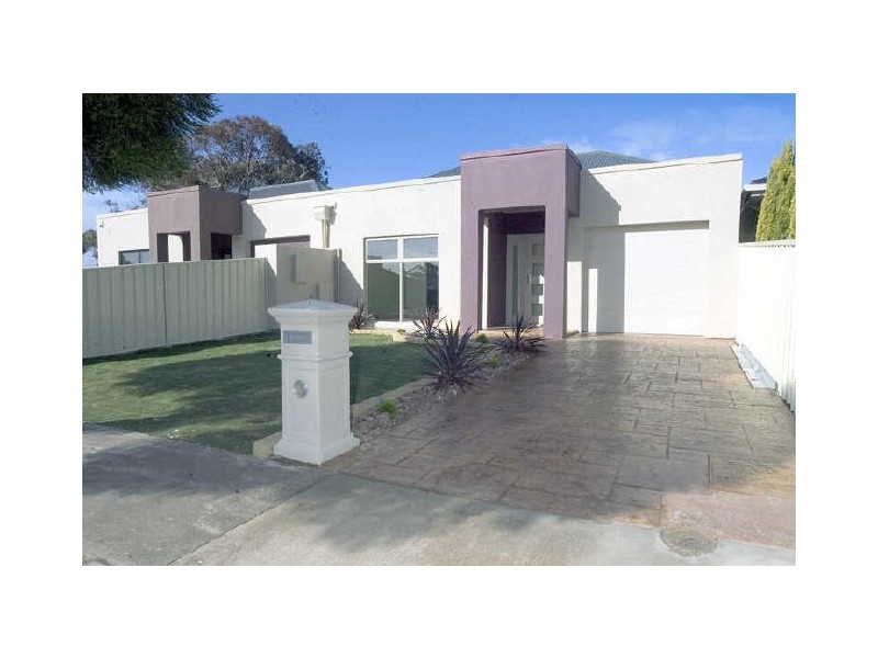 10 Dora Avenue, Seaton SA 5023