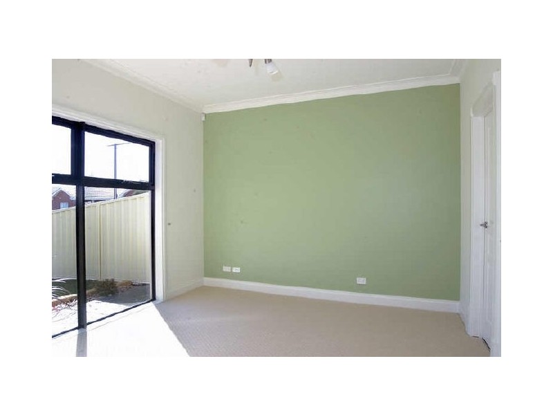 10 Dora Avenue, Seaton SA 5023