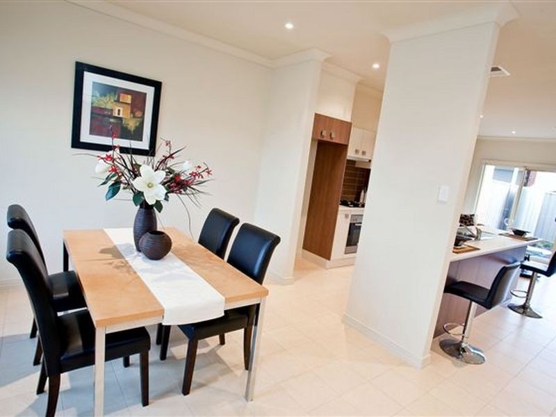 6 Lucknow Close, Kidman Park SA 5025