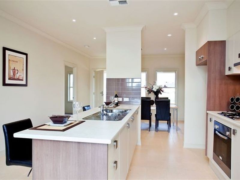 6 Lucknow Close, Kidman Park SA 5025