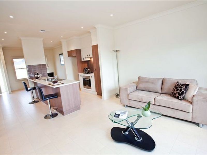 6 Lucknow Close, Kidman Park SA 5025