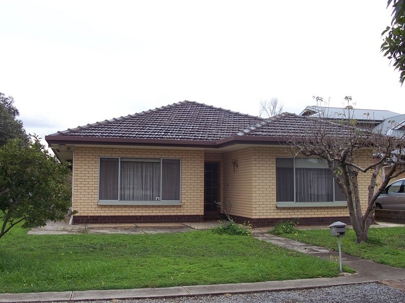 11 Yandra Street, Vale Park SA 5081