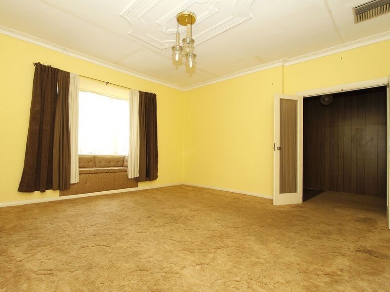 46 Hughes Street (North), Woodville SA 5011