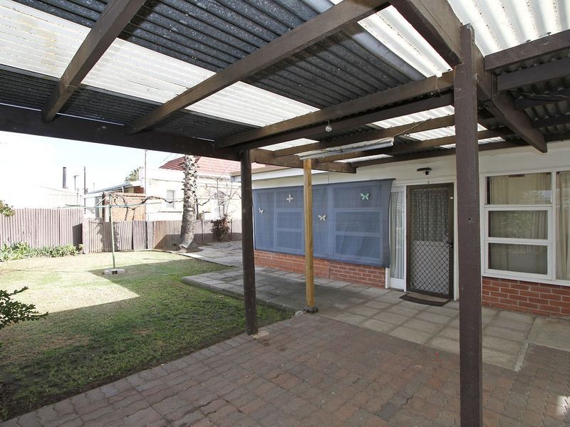 46 Hughes Street (North), Woodville SA 5011