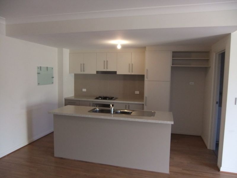 37 Fleming Crescent, Mansfield Park SA 5012