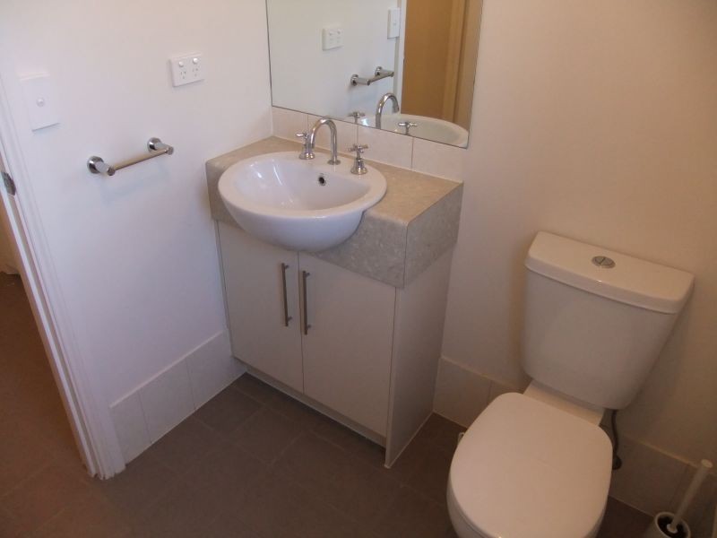 37 Fleming Crescent, Mansfield Park SA 5012