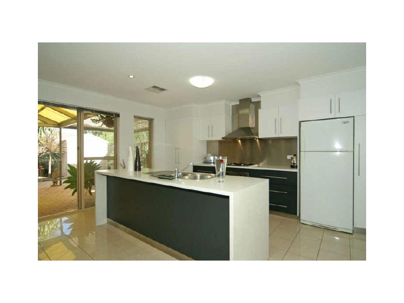 14 Napier Street, Renown Park SA 5008