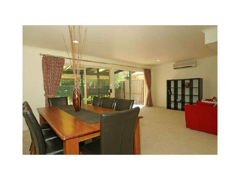 7 Carrondown Walk, Brompton SA 5007