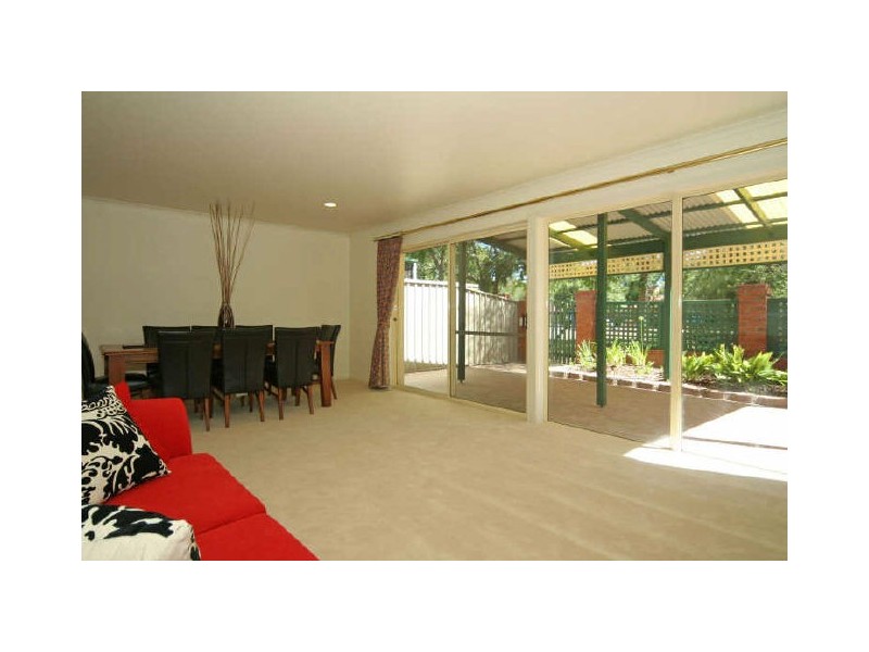 7 Carrondown Walk, Brompton SA 5007