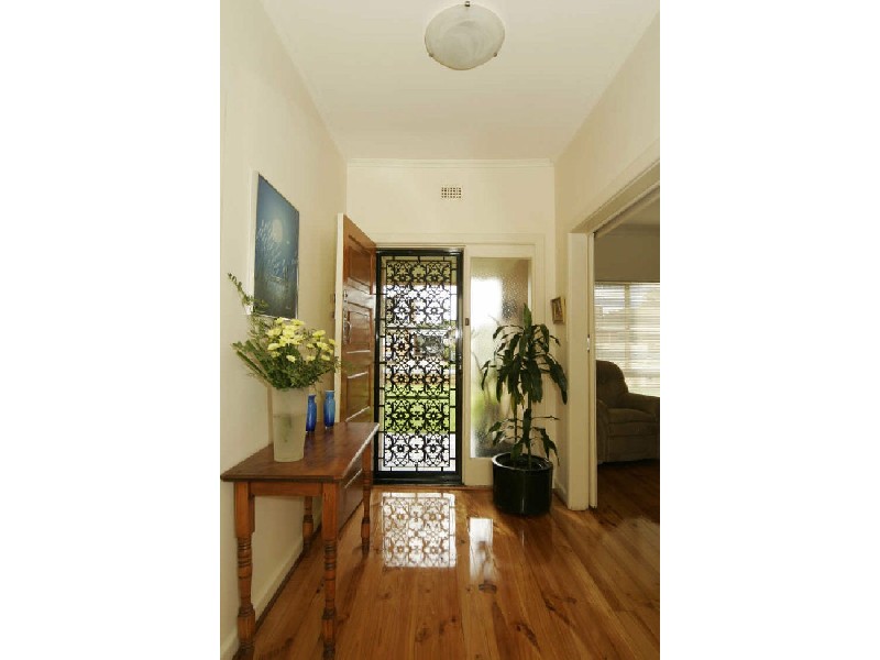 2a Irwin Street, Woodville West SA 5011