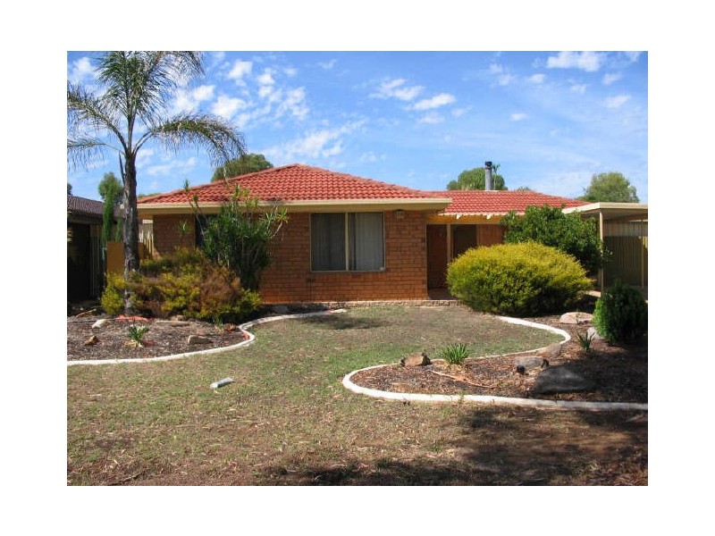 9 Trundle Court, Parafield Gardens SA 5107