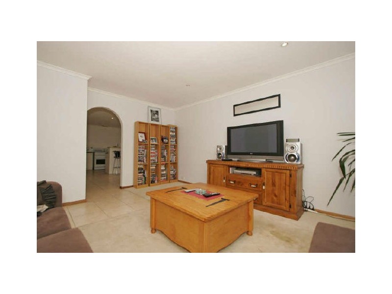 9 Trundle Court, Parafield Gardens SA 5107