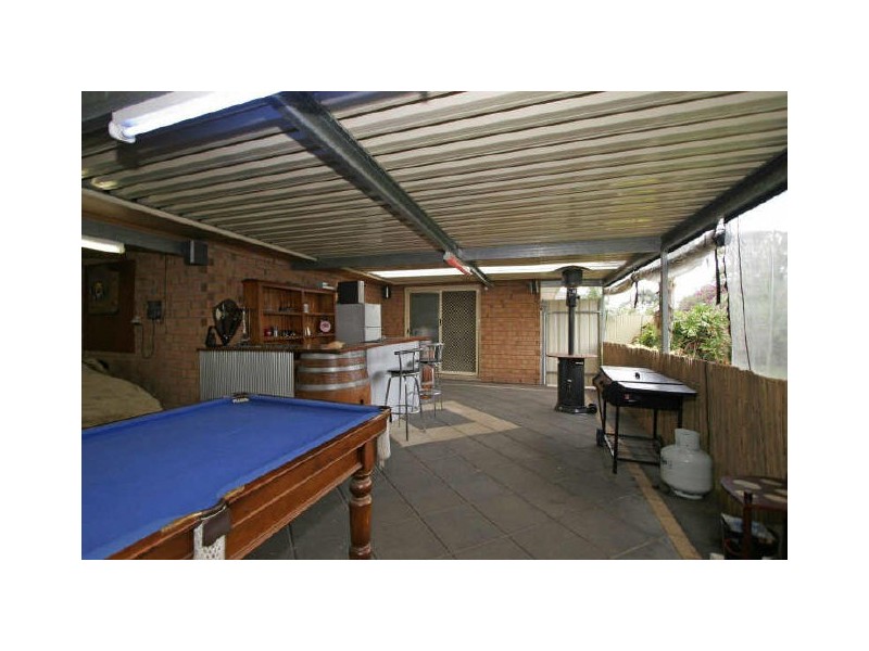 9 Trundle Court, Parafield Gardens SA 5107