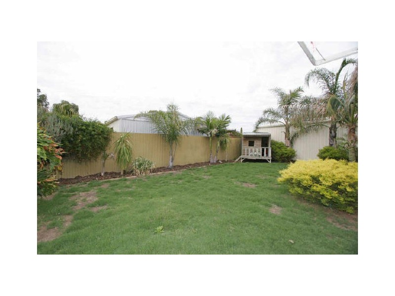 9 Trundle Court, Parafield Gardens SA 5107