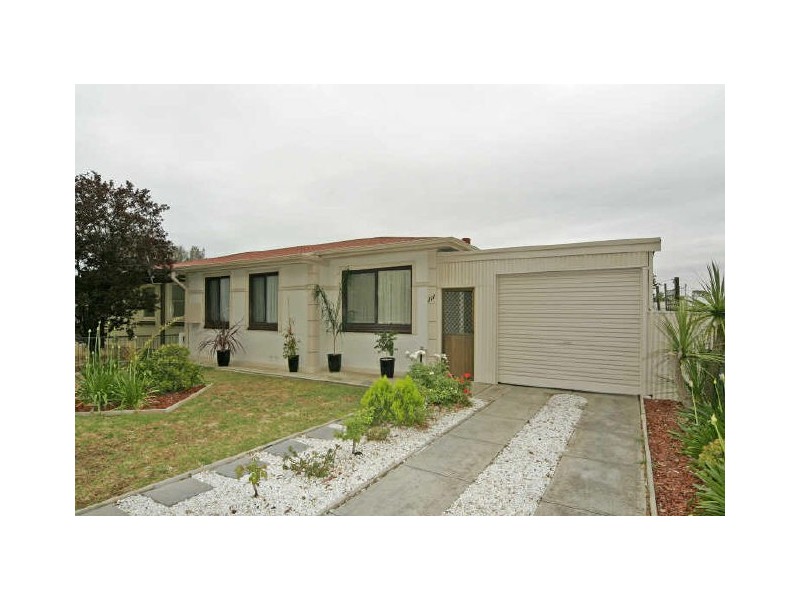 111 Gateshead Street, Mansfield Park SA 5012