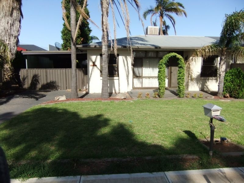 9 Clare Street, Athol Park SA 5012