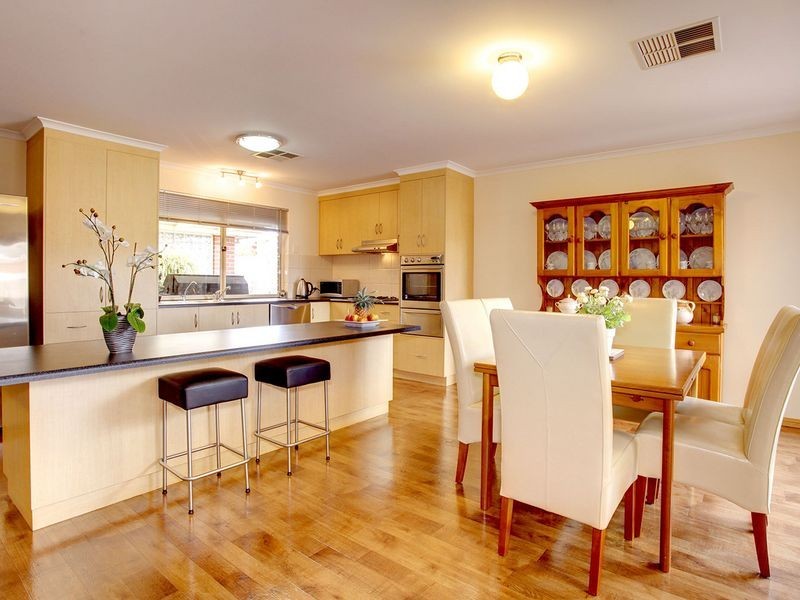 16 Melbourne Place, Alberton SA 5014