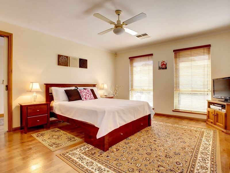 16 Melbourne Place, Alberton SA 5014