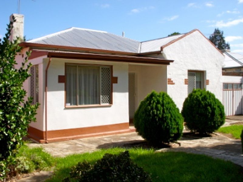 8 Wattle Street, Brompton SA 5007