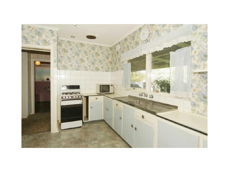 13 Arundel Street, Vale Park SA 5081