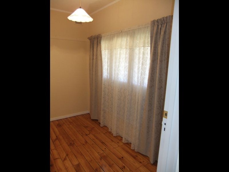 12 Twelfth Avenue, Woodville North SA 5012