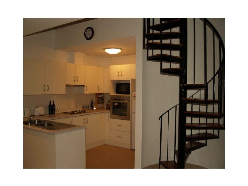 2/8 Anglers Court, West Lakes Shore SA 5020