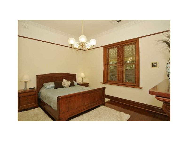 88 Woodville Rd, Woodville SA 5011