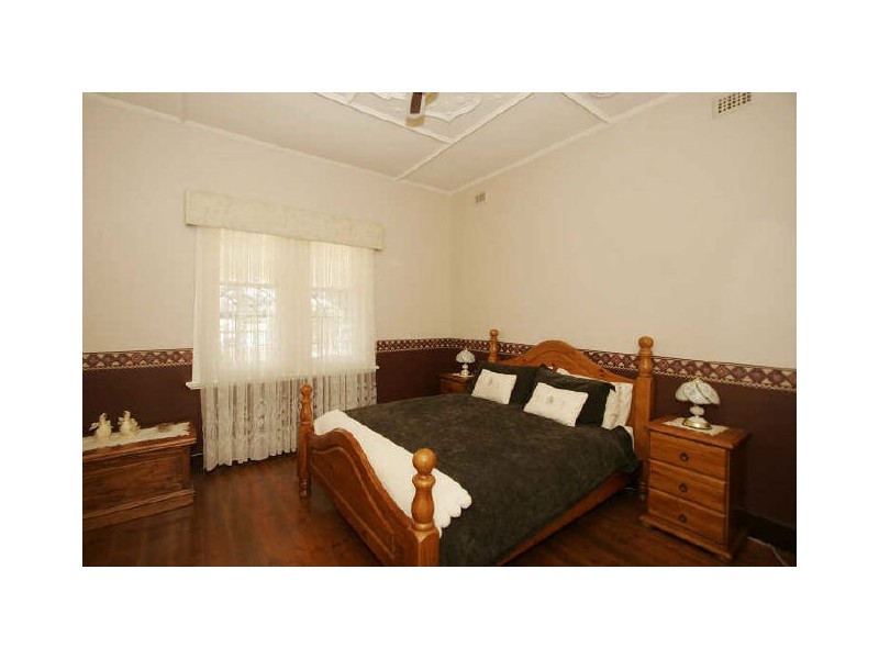 1106 Old Port Road, Hendon SA 5014