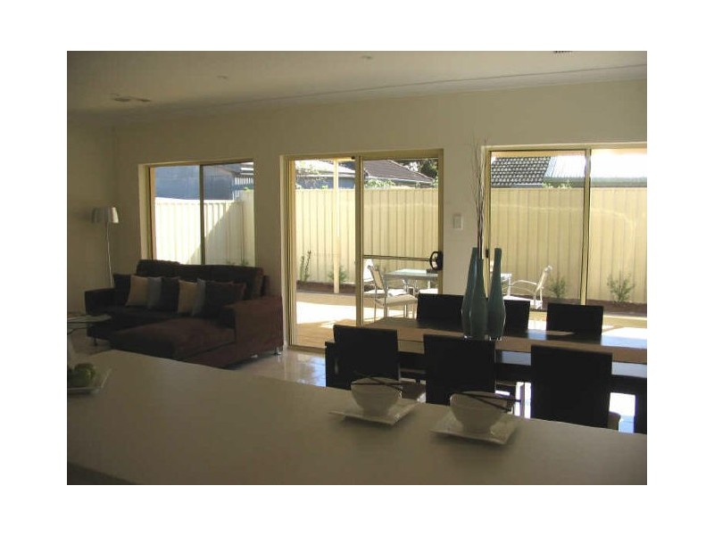 25 Kentdale Avenue, Grange SA 5022
