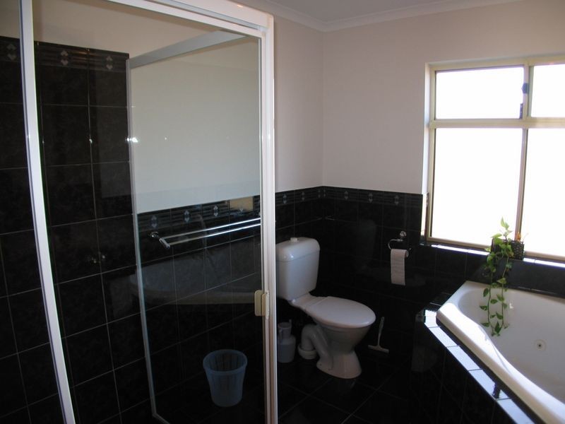 31 Trafford Street, Mansfield Park SA 5012