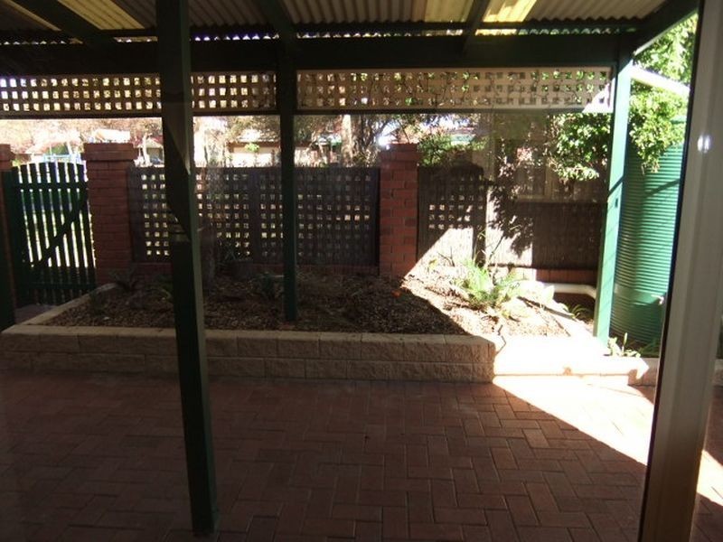 7 Carrondown Walk, Brompton SA 5007