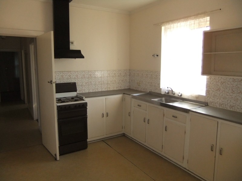 14 Alison Street, Athol Park SA 5012